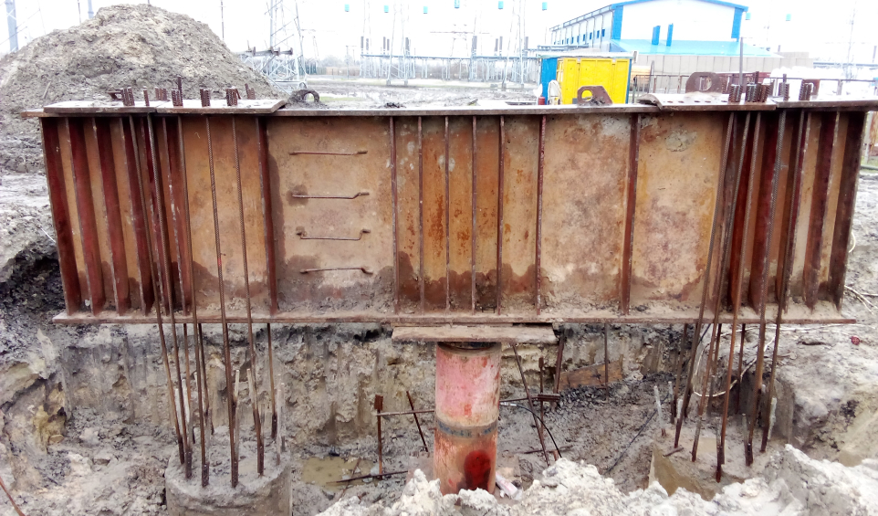 Статичне випробування ґрунтів палями вдавлювальним навантаженням
